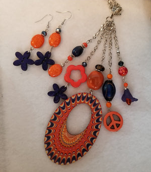 Psychedelic Vibes Necklace with Earrings