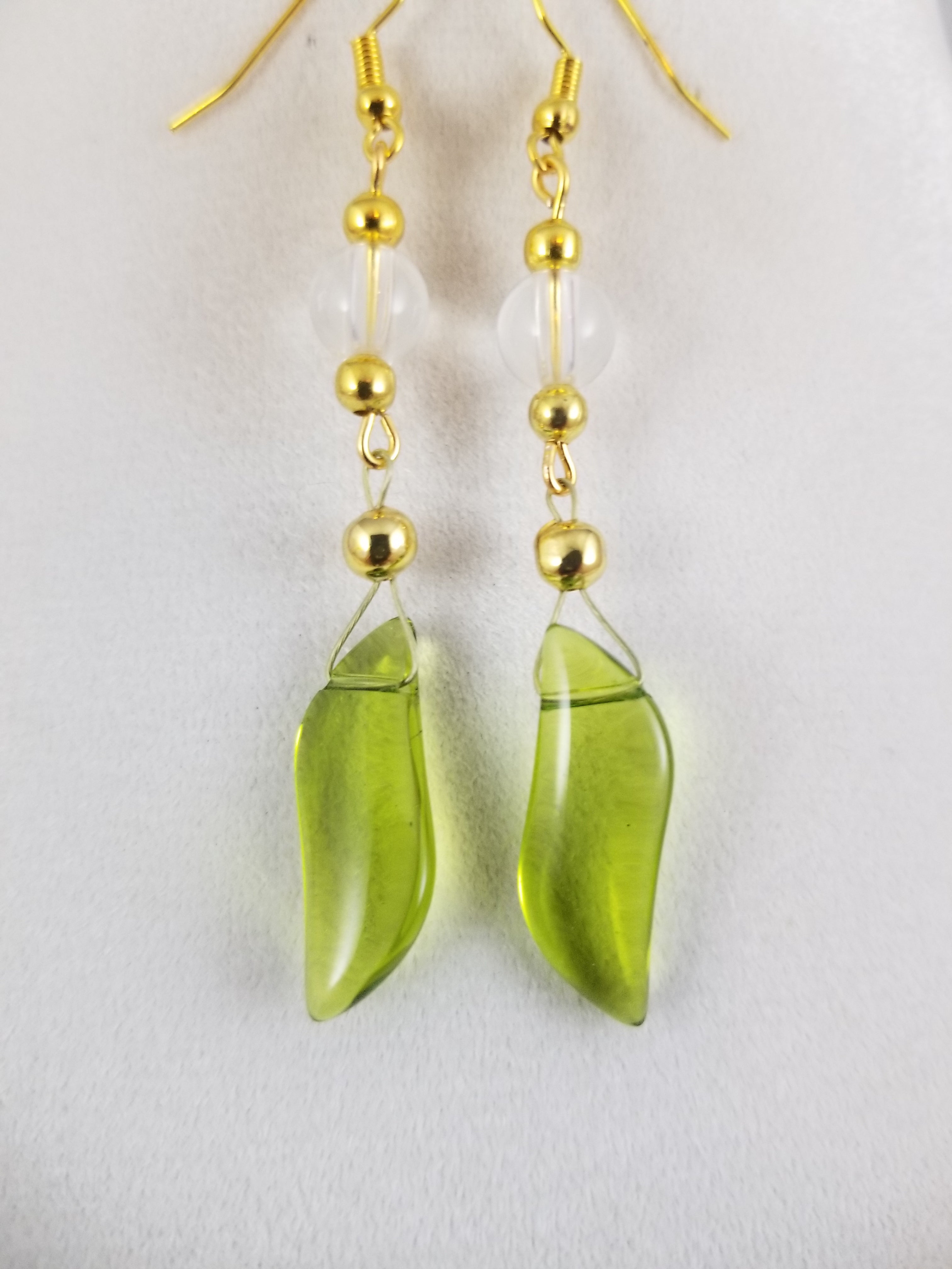 Green Glass Necklace with Earrings