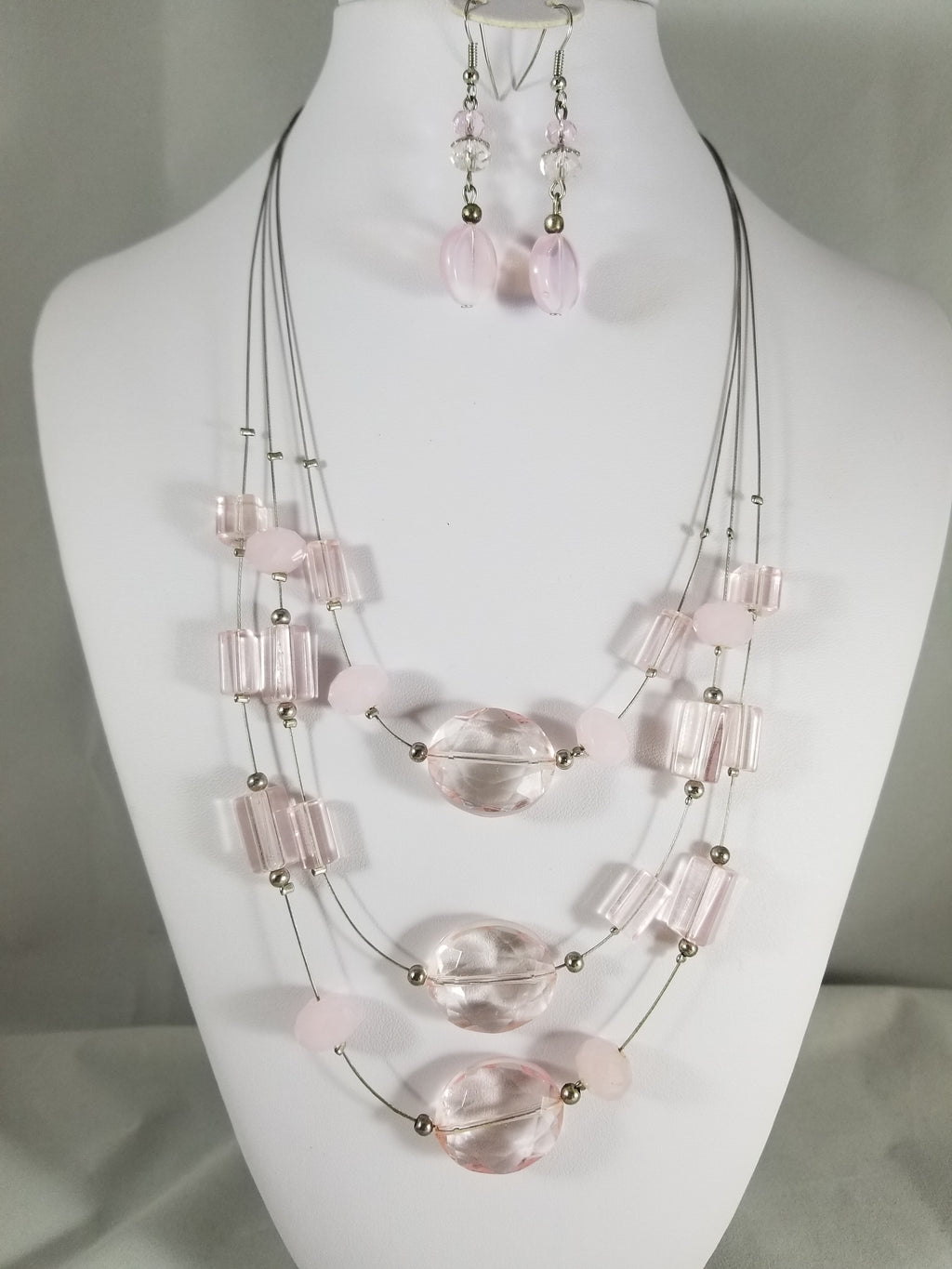 Pink Layers Necklace with Earrings