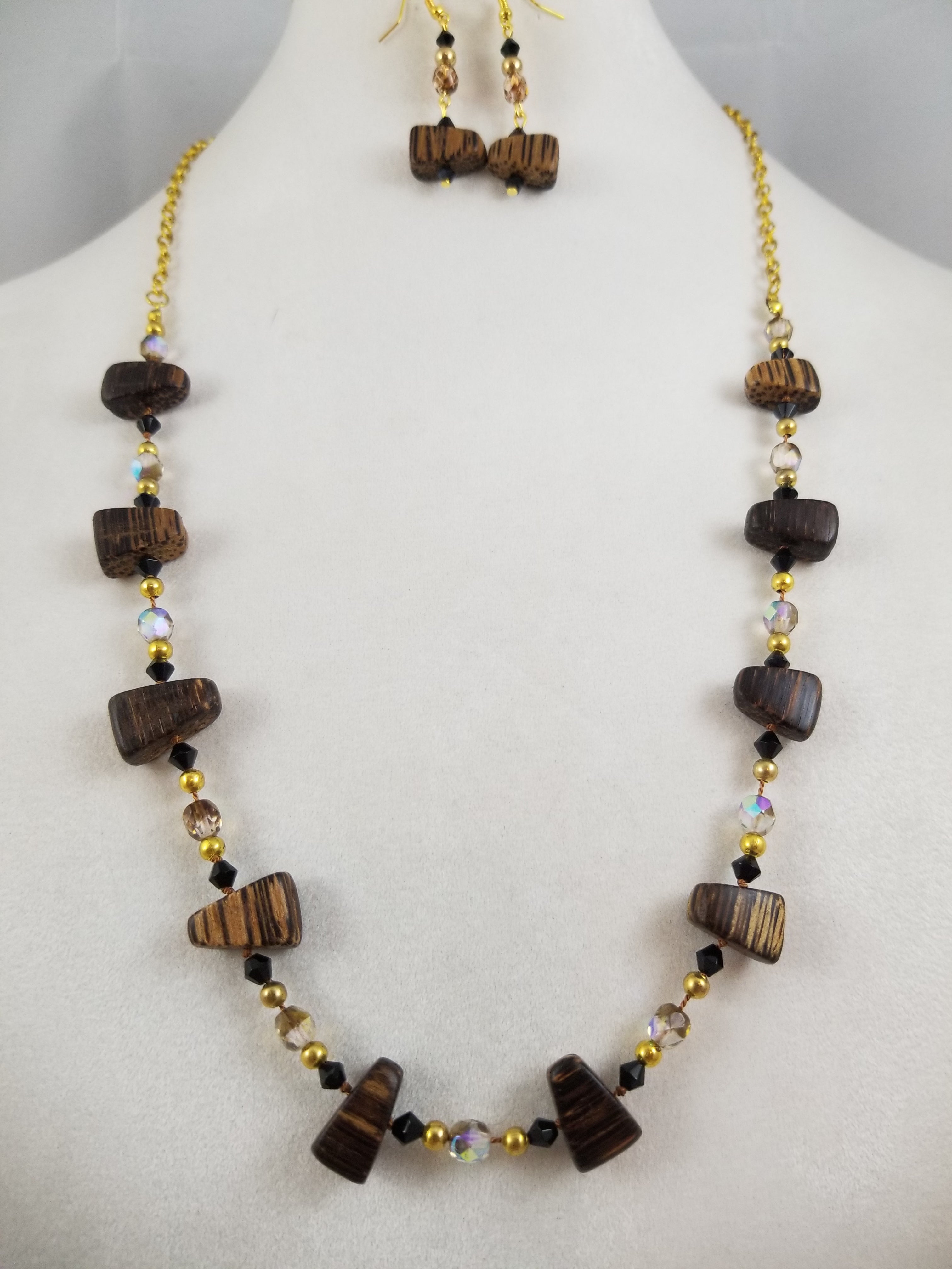 Zebra Wood Necklace with Earrings